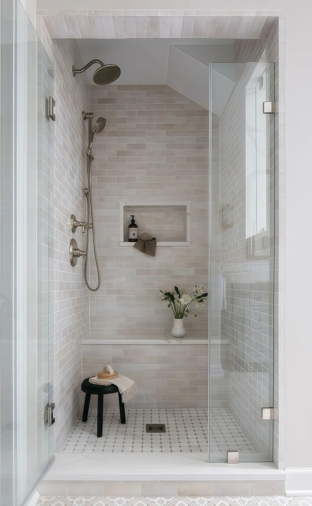Global Agent Customized Structure Glass Shower Enclosures Glass-To-Wall Clamp For Custom Glass Installation
