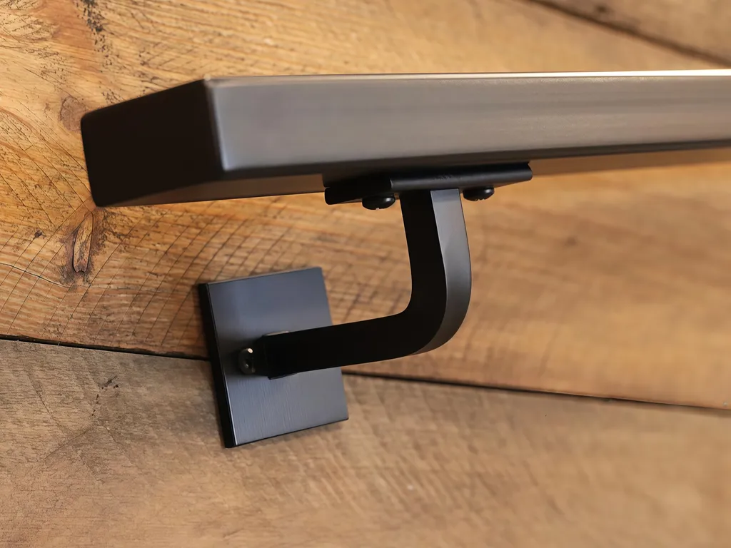 glass-connected-fitting-wall-mounted-scene-series-10-11.jpg