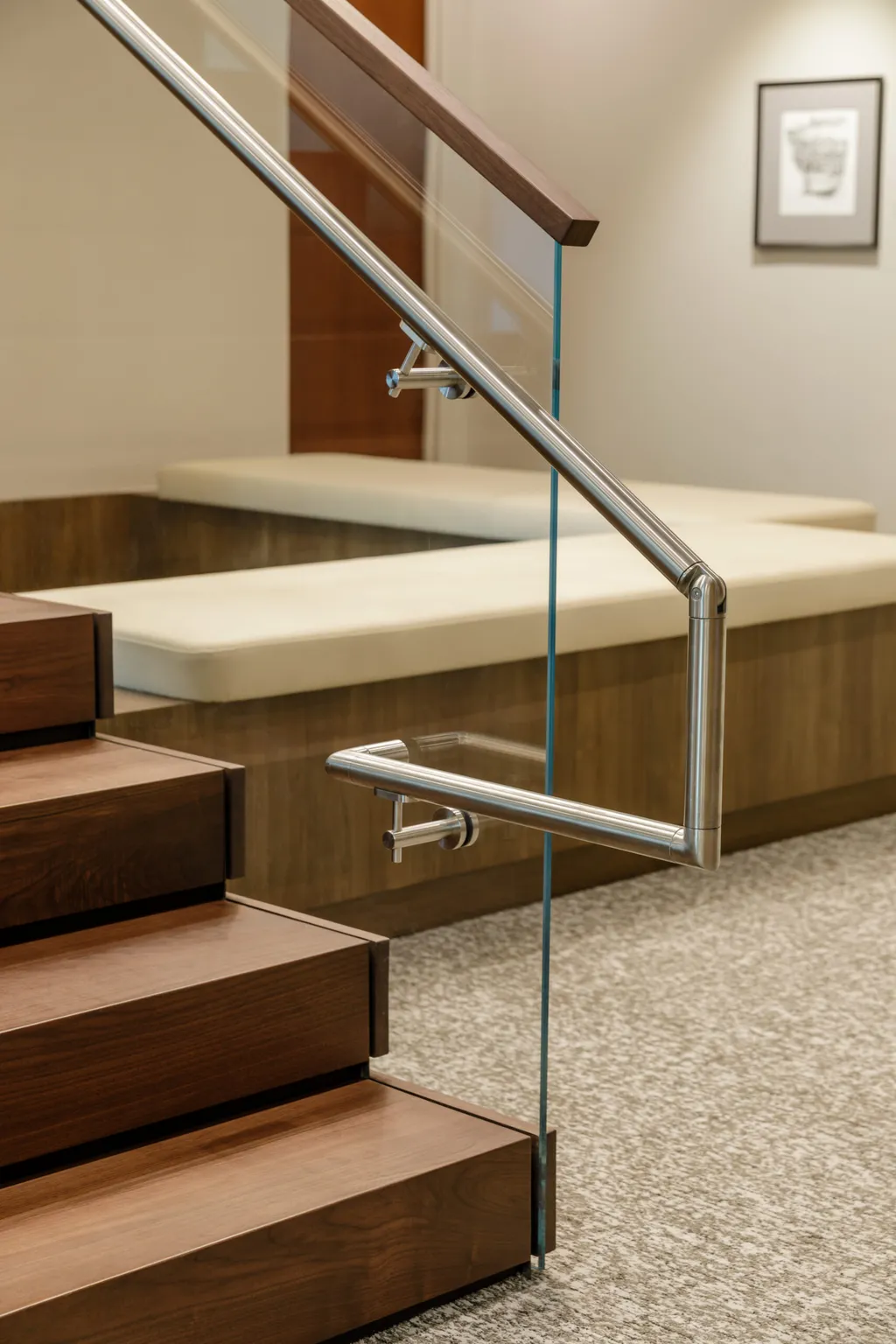 Busrom Customized Designed Solution Hand Rail Brackets for Stairs Toughened Glass Staircase Railing