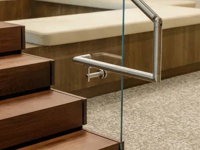 Busrom Customized Designed Solution Hand Rail Brackets for Stairs Toughened Glass Staircase Railing thumbnail 3