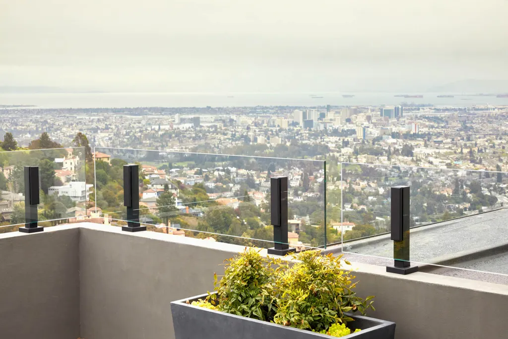 Glass Fence Spigot For Outdoor Balustrade
