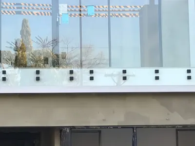 Busrom Standoff Glass Railing System Frameless Glass Balcony Railing Handrail Material Suppliers thumbnail 5