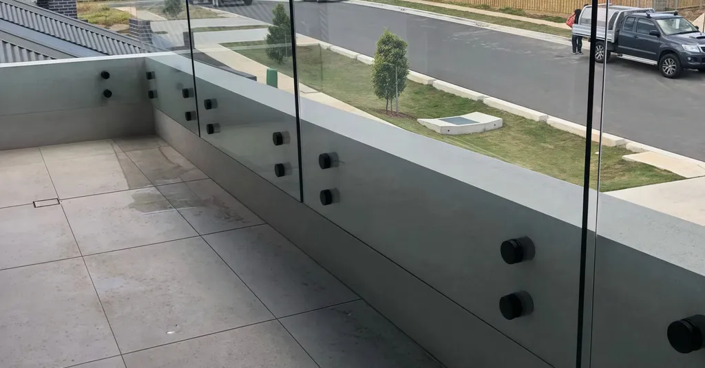 Unique Design Matte Black Railing Frameless Glass Standoffs Balcony Guardrails Adjustable Standoff Pin