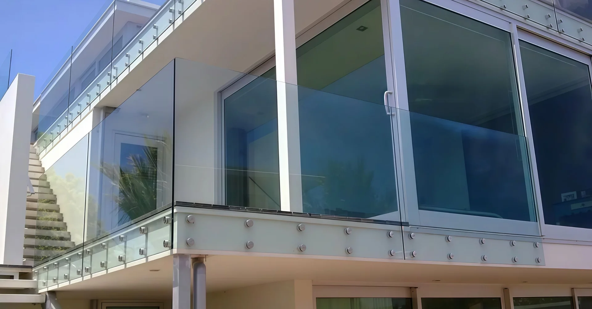 commercial glass partitions, installing railing on steps, glass wall, wall mounts