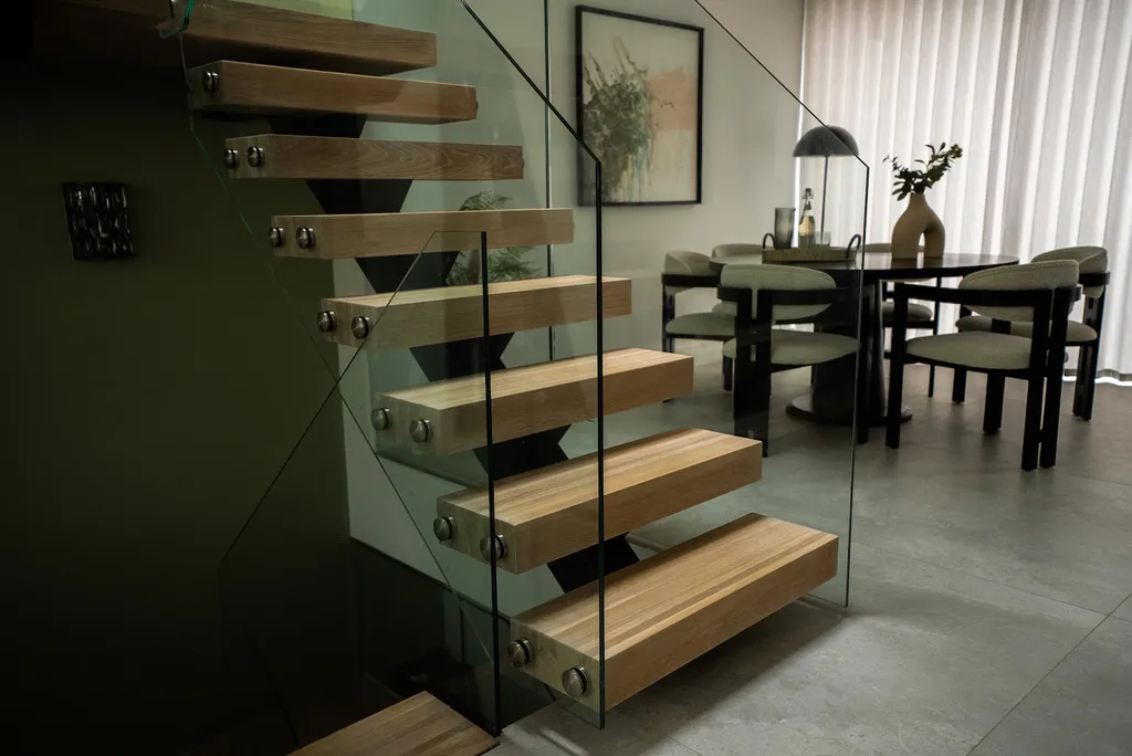 Silver Glass Standoff Brackets and Wall Mount Glass Standoff for Stair Railings