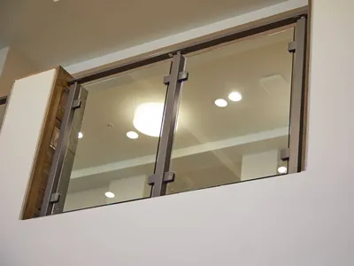 Architectonische Vierkante Glazen Relingklembeugel Commerciële Balustradebevestiging thumbnail 5